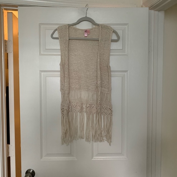 Tops - Crochet fringe vest. Ivory